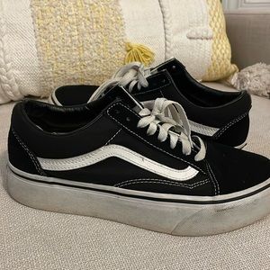 used vans, women’s 8.5, basically brand new, just need to be cleaned